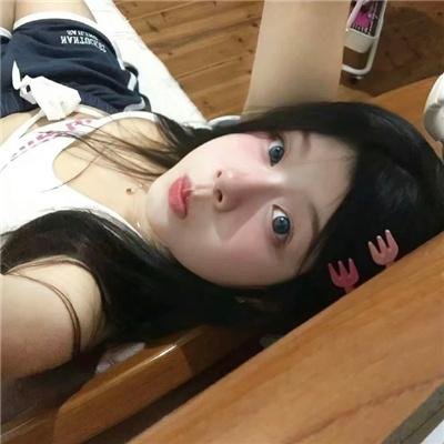 辨认云彩海报