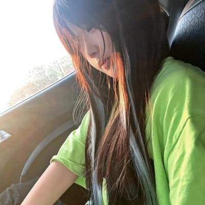 四月的女儿海报